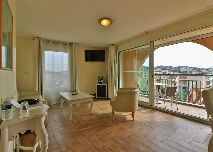 Best Western Plus Soleil et Jardin